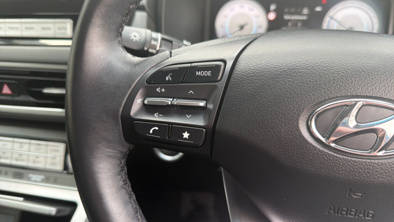 Hyundai KONA 100kW Premium 39kWh 5dr Auto Electric Hatchback